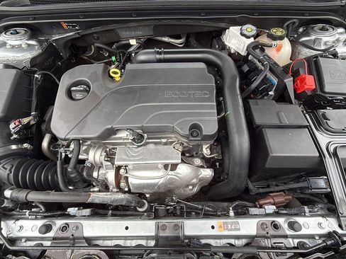 Used 2024 Chevrolet Malibu LT FWD image 24