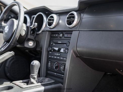 Used 2007 Ford Mustang Shelby GT500 RWD image 39
