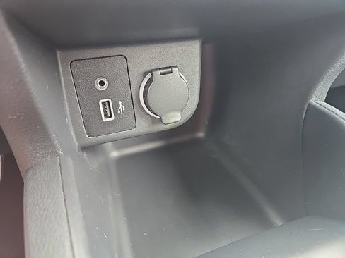 Used 2023 Nissan Kicks S FWD image 19