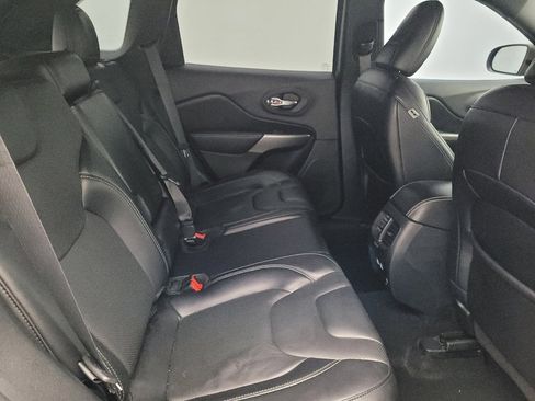 Used 2021 Jeep Cherokee Latitude Lux 80th Anniv w/ Quick Order Package 26U 80TH image 19