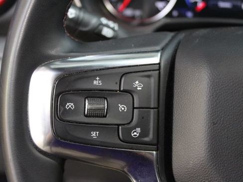 Used 2025 Chevrolet Blazer RS FWD image 16