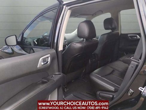 Used 2013 Nissan Pathfinder SL image 25