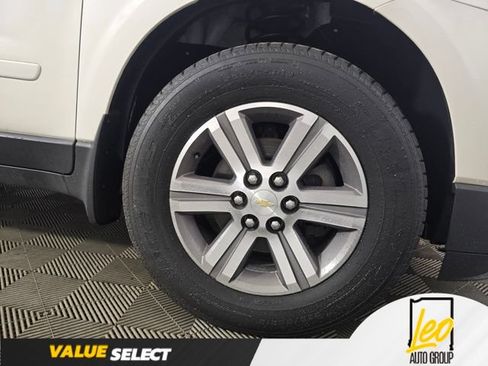 Used 2015 Chevrolet Traverse LT FWD image 23