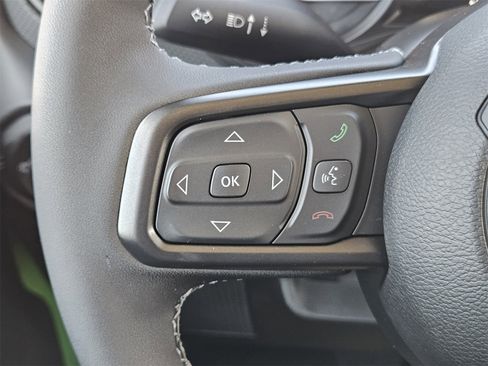 New 2025 Jeep Gladiator Rubicon w/ Convenience Group image 28