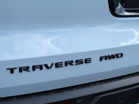 New 2026 Chevrolet Traverse Z71 w/ Enhanced Driving Package AWD/4WD image 5
