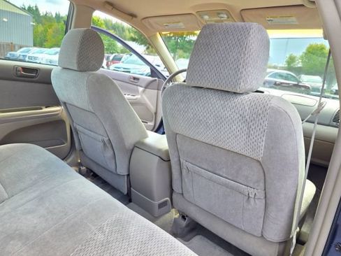 Used 2004 Toyota Camry FWD image 55