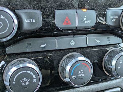 New 2026 RAM 1500 Big Horn AWD/4WD image 22
