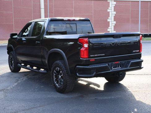 Used 2024 Chevrolet Silverado 1500 ZR2 w/ Technology Package AWD/4WD image 7
