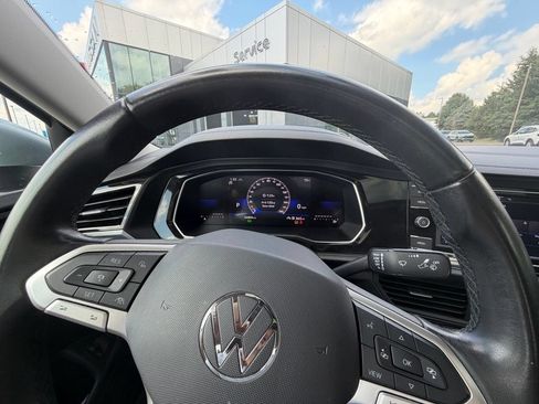 Used 2024 Volkswagen Jetta SE FWD image 10