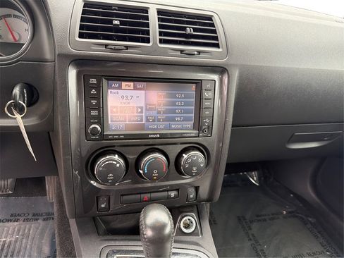 Used 2009 Dodge Challenger R/T image 15