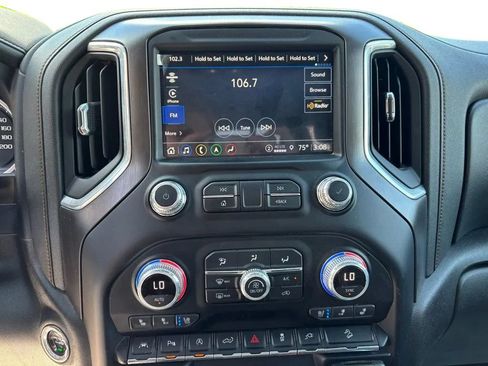 Used 2021 GMC Sierra 1500 AT4 AWD/4WD image 16