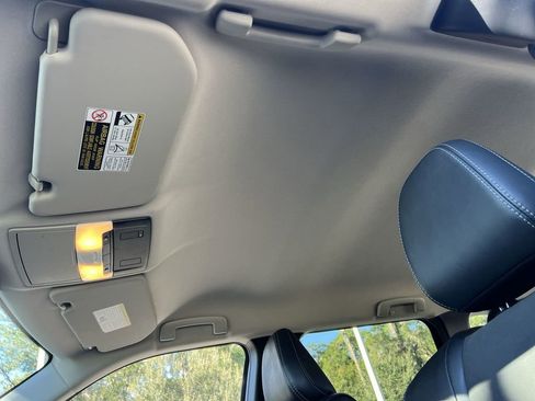 Used 2024 Mitsubishi Outlander SE Black Edition image 22