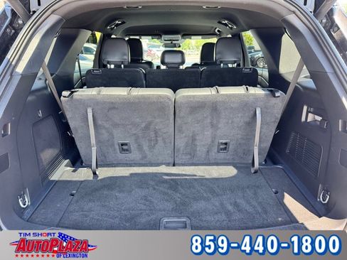 Used 2025 Ford Explorer ST-Line w/ ST-Line Street Pack AWD/4WD image 42