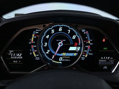 Used 2015 Lamborghini Aventador LP 700-4 image 12