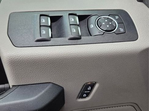 Used 2019 Ford F150 XL w/ Equipment Group 101A Mid RWD image 23