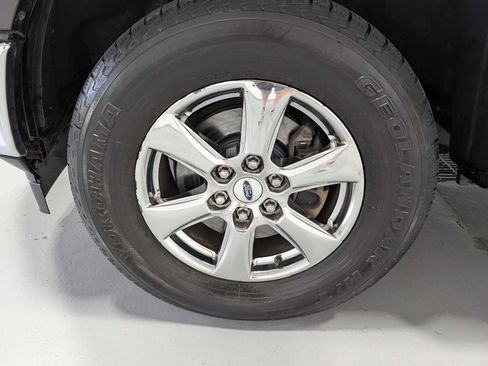 Used 2018 Ford F150 XLT w/ Equipment Group 302A Luxury AWD/4WD image 3