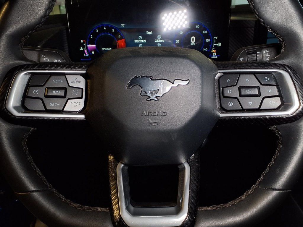 Used 2024 Ford Mustang Coupe RWD image 9