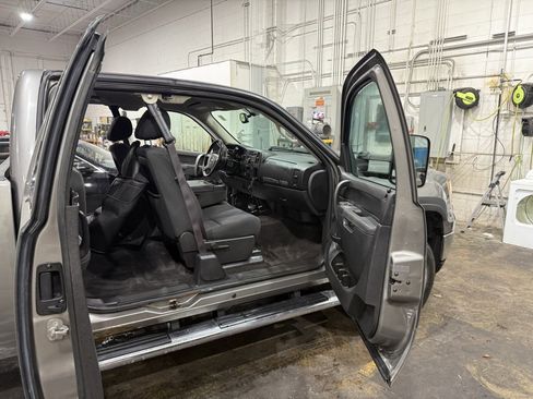 Used 2012 GMC Sierra 2500 SLE w/ HD SLE Premium Package image 20