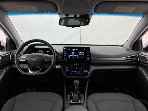 Used 2021 Hyundai Ioniq SE FWD image 27
