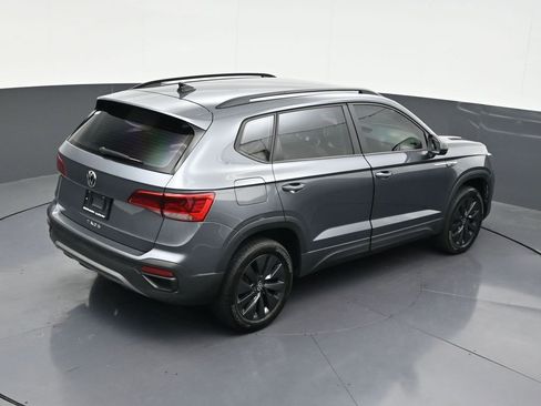 Used 2024 Volkswagen Taos S FWD image 19