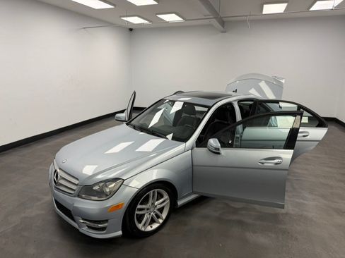 Used 2013 Mercedes-Benz C 300 4MATIC Sedan image 44