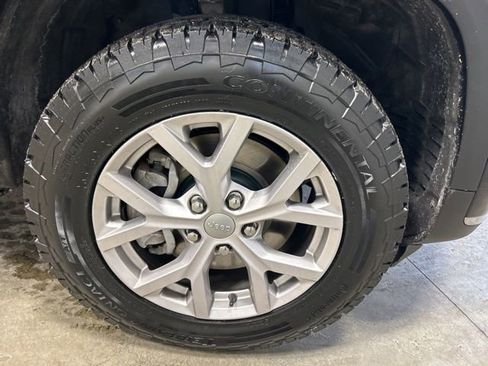 Used 2022 Jeep Grand Cherokee L Limited image 4