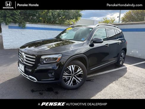 Used 2026 Mercedes-Benz GLB 250 4MATIC image 1
