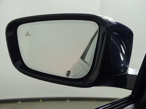 Used 2023 BMW 330i xDrive Sedan w/ M Sport Package image 45