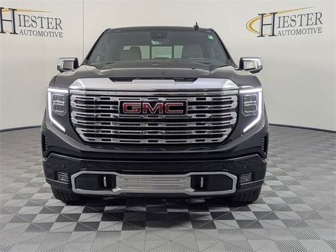 Used 2024 GMC Sierra 1500 Denali image 7