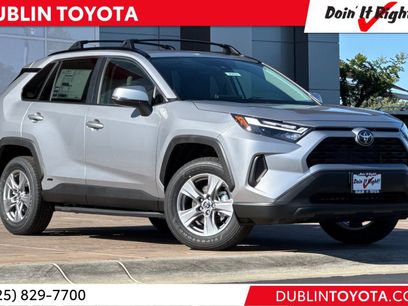 New 2025 Toyota RAV4 XLE