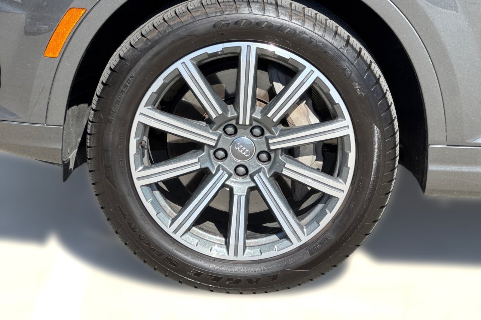 Used 2019 Audi Q7 2.0T Premium Plus AWD/4WD image 12