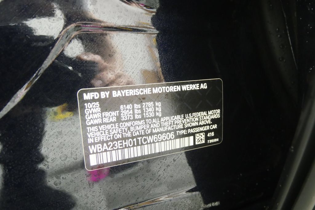 Certified 2026 BMW 740i RWD image 30