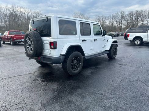 Used 2021 Jeep Wrangler Unlimited Sahara w/ Uconnect 4C Nav & Sound Group AWD/4WD image 3