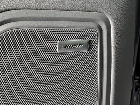 New 2026 Porsche Macan image 30