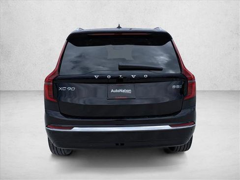 New 2026 Volvo XC90 B5 Core AWD/4WD image 7