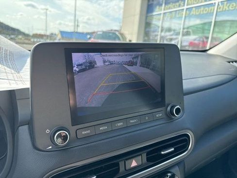 Used 2022 Hyundai Kona SEL AWD/4WD image 14