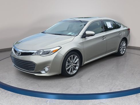 Used 2014 Toyota Avalon XLE Touring FWD image 1