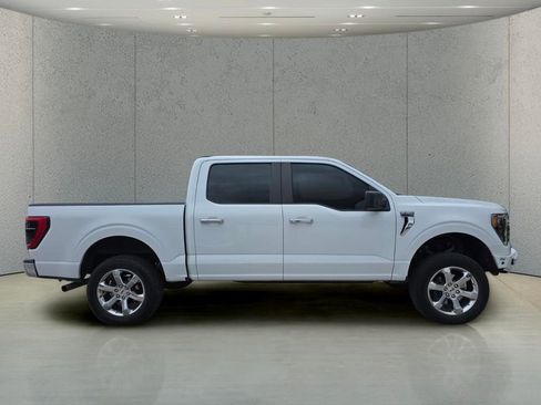 Used 2021 Ford F150 XLT AWD/4WD image 2