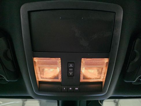 Used 2016 Dodge Challenger SXT Plus image 35