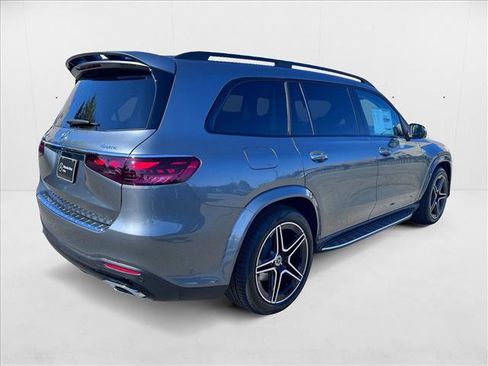 New 2026 Mercedes-Benz GLS 450 4MATIC image 2