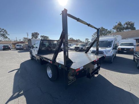 Used 2014 Ford F550 2WD Crew Cab Super Duty image 6