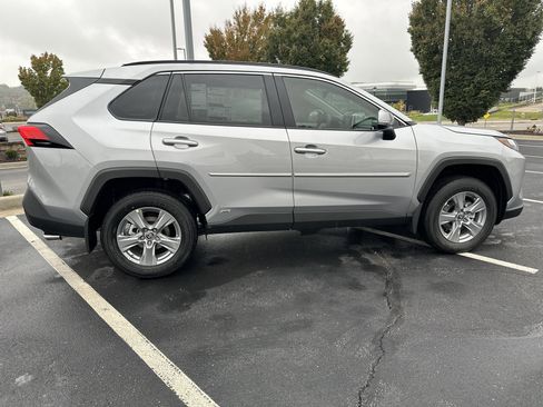 New 2025 Toyota RAV4 XLE image 10