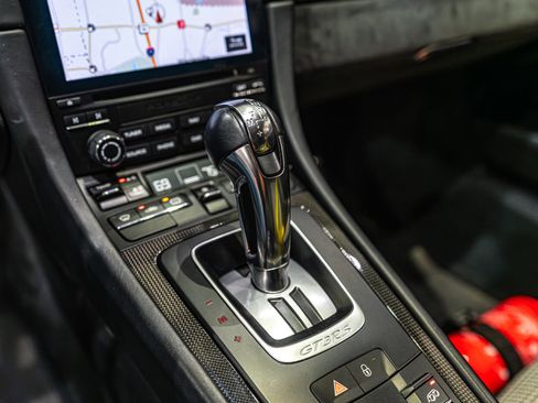 Used 2019 Porsche 911 GT3 RS image 22