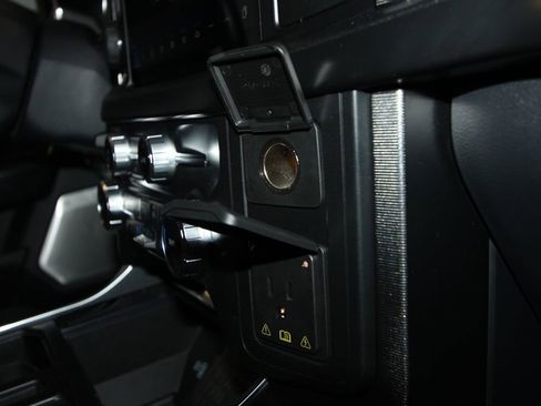 Used 2022 Ford F150 Platinum w/ Equipment Group 701A High image 32