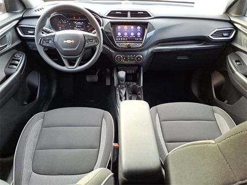 Used 2023 Chevrolet TrailBlazer LT w/ Convenience Package image 10