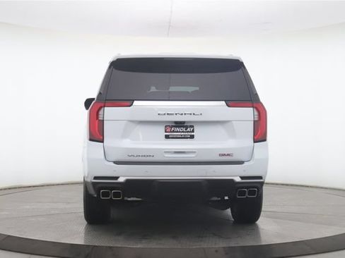 Used 2026 GMC Yukon Denali w/ Advanced Technology Package AWD/4WD image 11