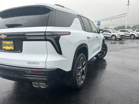 New 2026 Chevrolet Traverse High Country FWD image 8