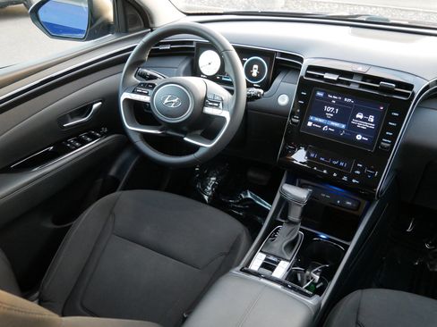 Used 2022 Hyundai Tucson SEL w/ Convenience Package image 9