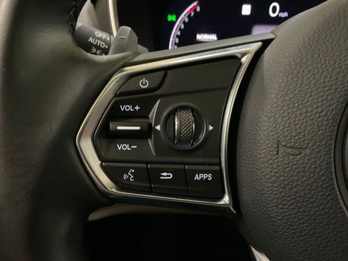 Used 2023 Acura MDX SH-AWD image 13