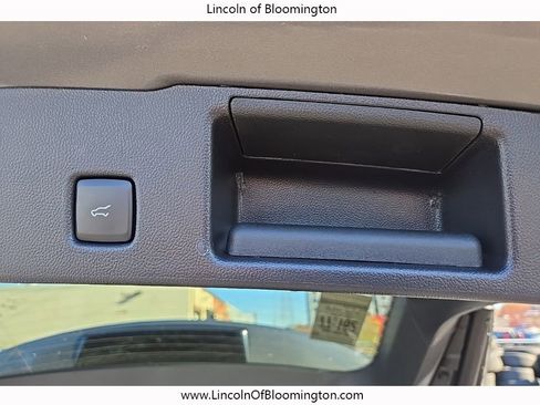 Used 2025 Ford Escape Platinum w/ Premium Technology Package image 47